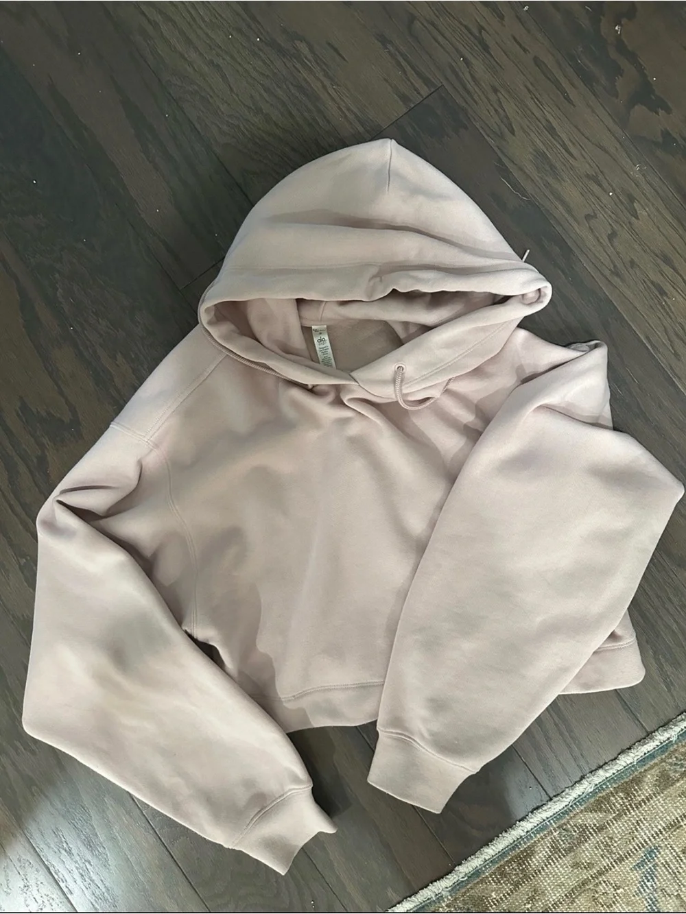 ALO Yoga Cropped Hoodie in Blush